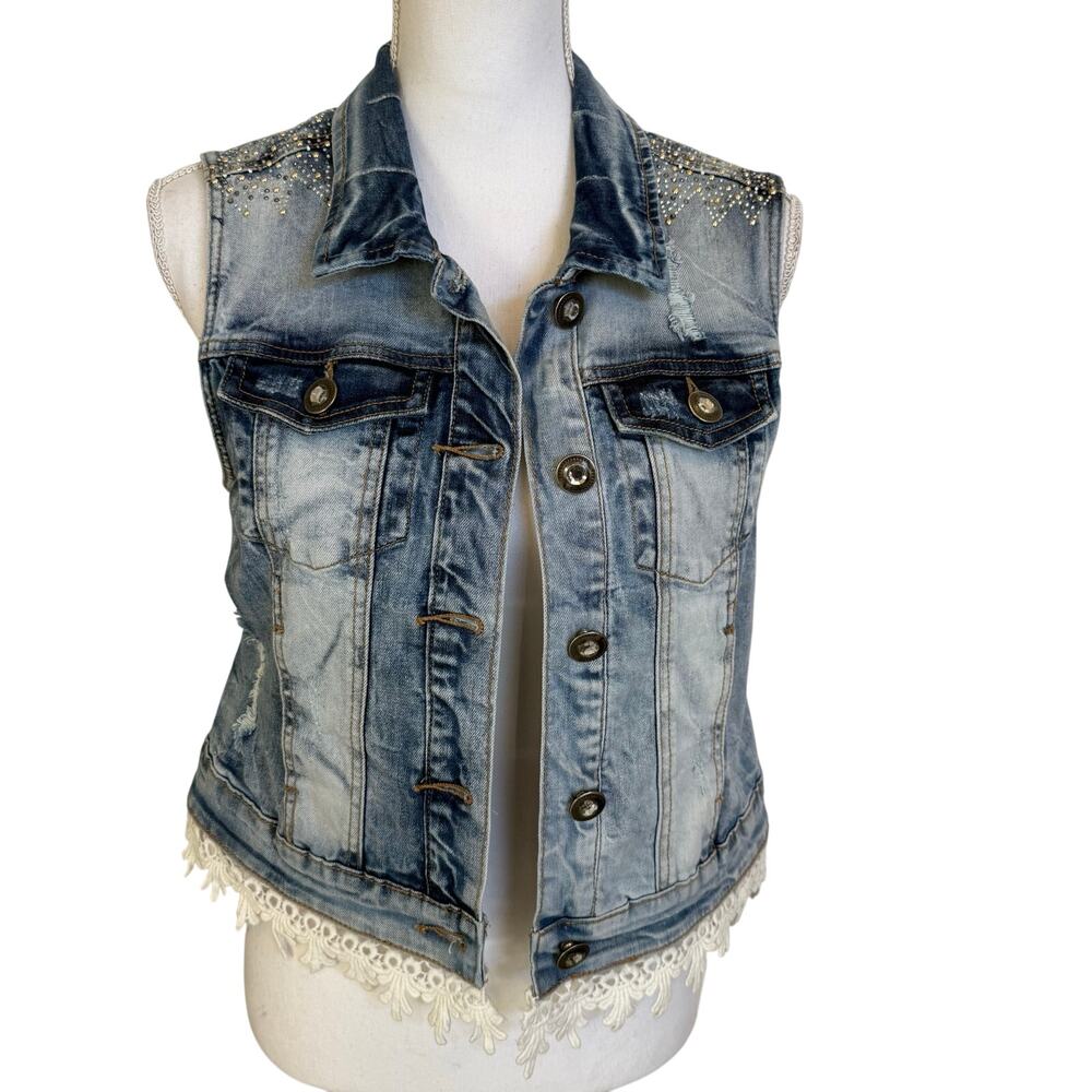 Buckle BKE Denim Vest Outerwear  Medium Blue Rhinestone Crochet Trim Western